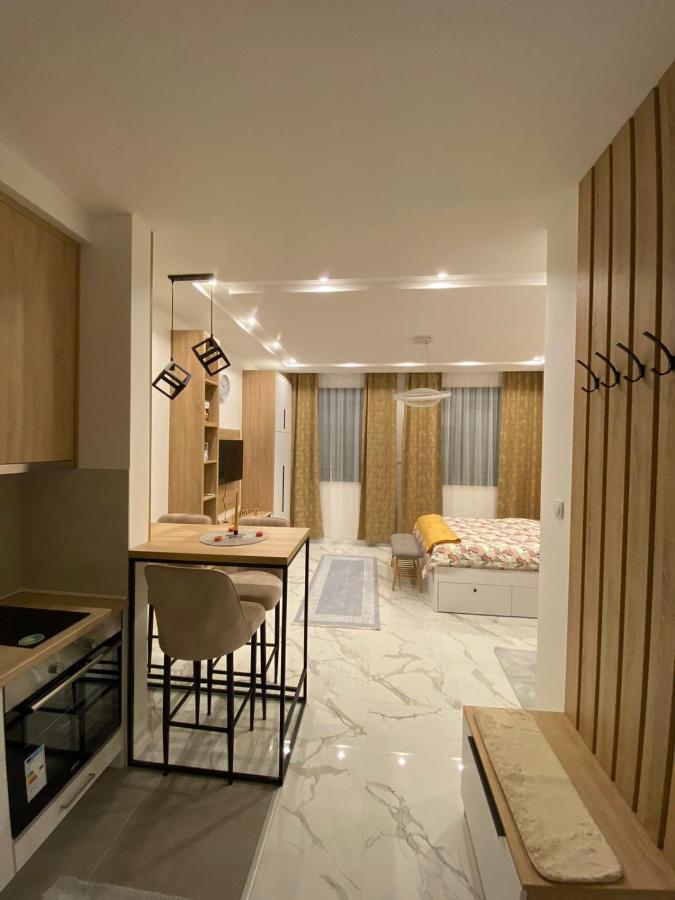 Apartman Cristal Lux Trebinje Eksteriør billede